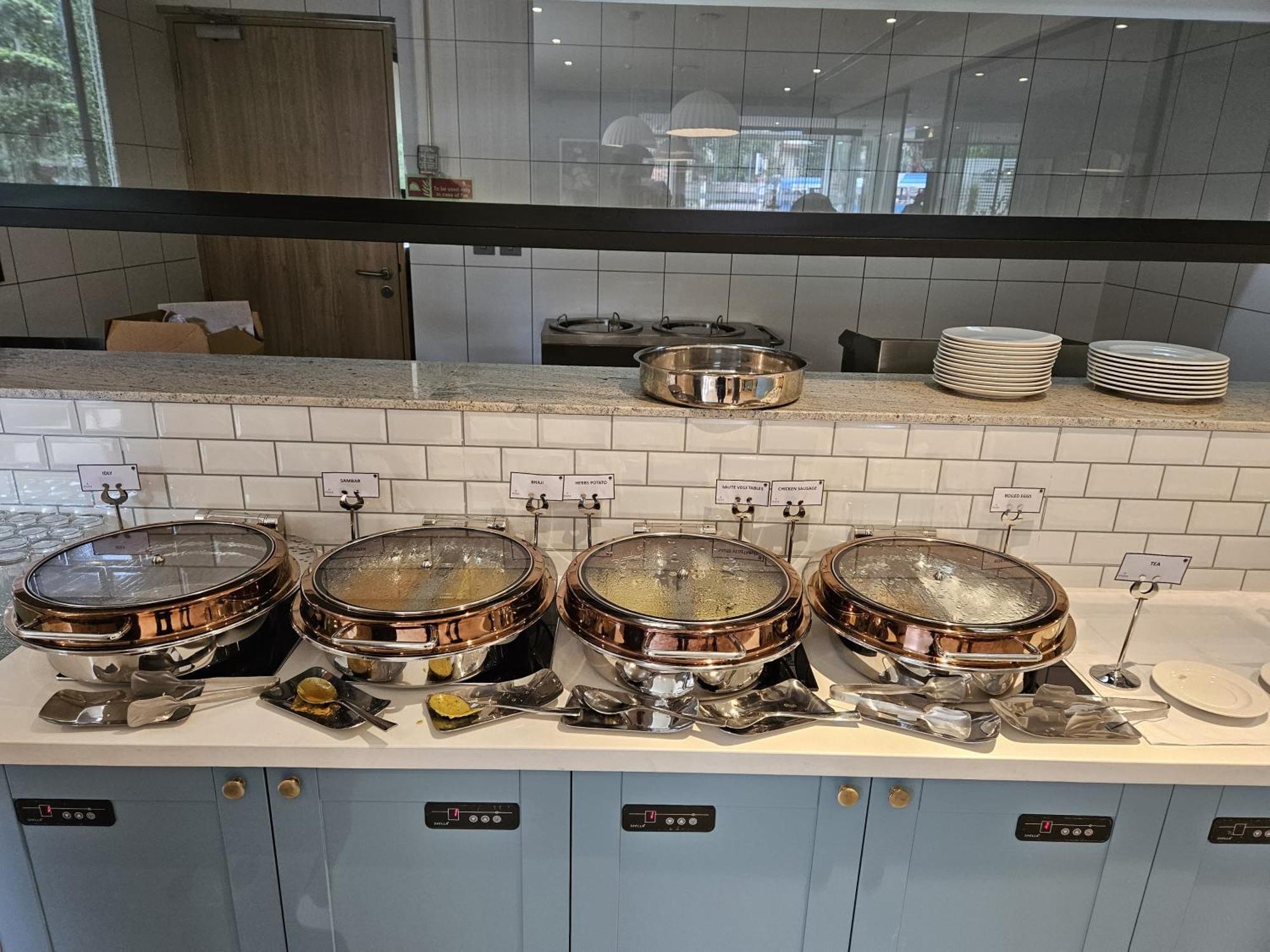 Park Inn & Suites By Radisson Thrissur East Fort エクステリア 写真